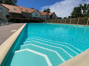 Maison 6 personnes avec terrasse, piscines et sauna